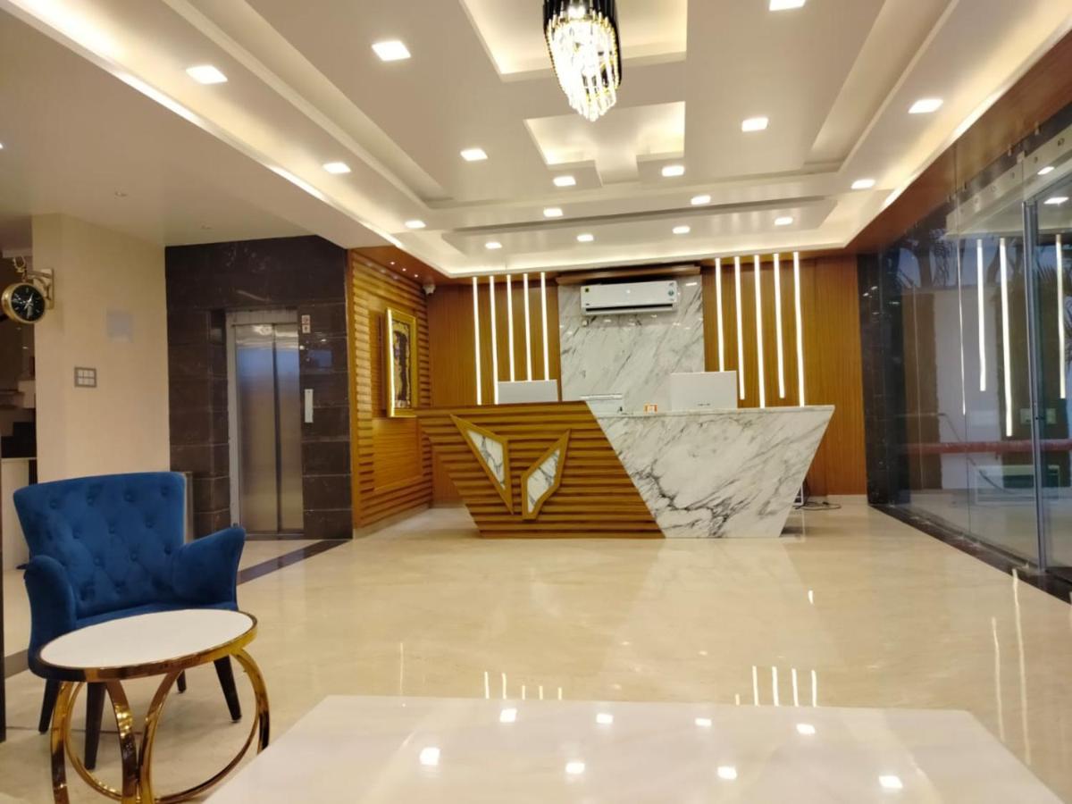 Hotel Vivaan Regency Haridwār Exterior foto